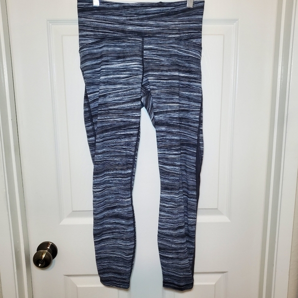 Lululemon Train Times 7/8 Pant Low Tide Alpine White Black / Black Size 8 - Picture 2 of 9